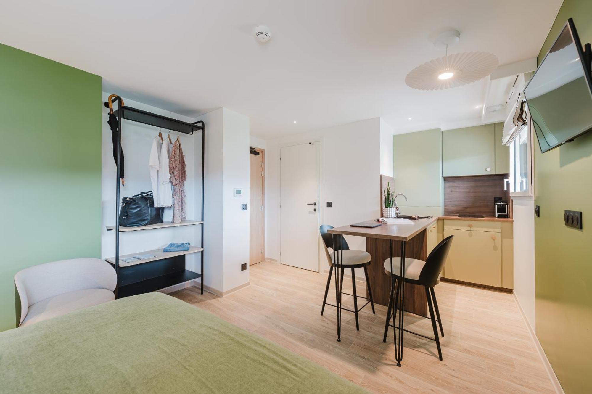 Appart Hotel Neostelia Annecy Zewnętrze zdjęcie