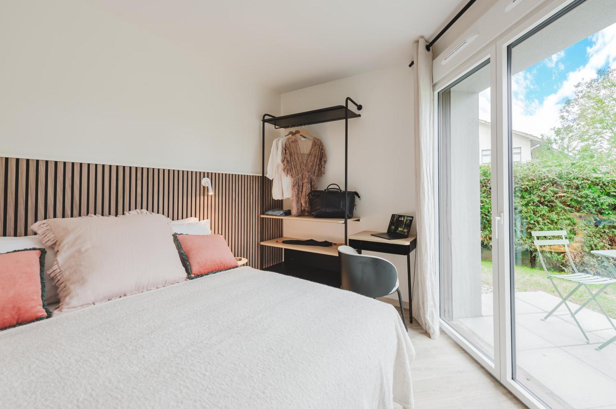 Appart Hotel Neostelia Annecy Zewnętrze zdjęcie