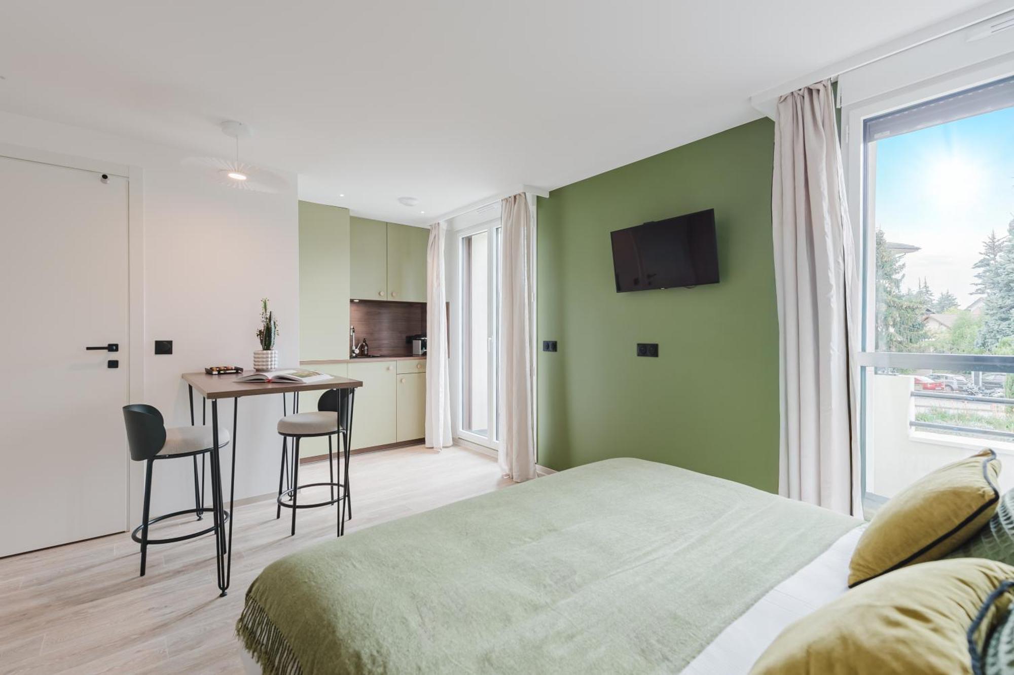 Appart Hotel Neostelia Annecy Zewnętrze zdjęcie
