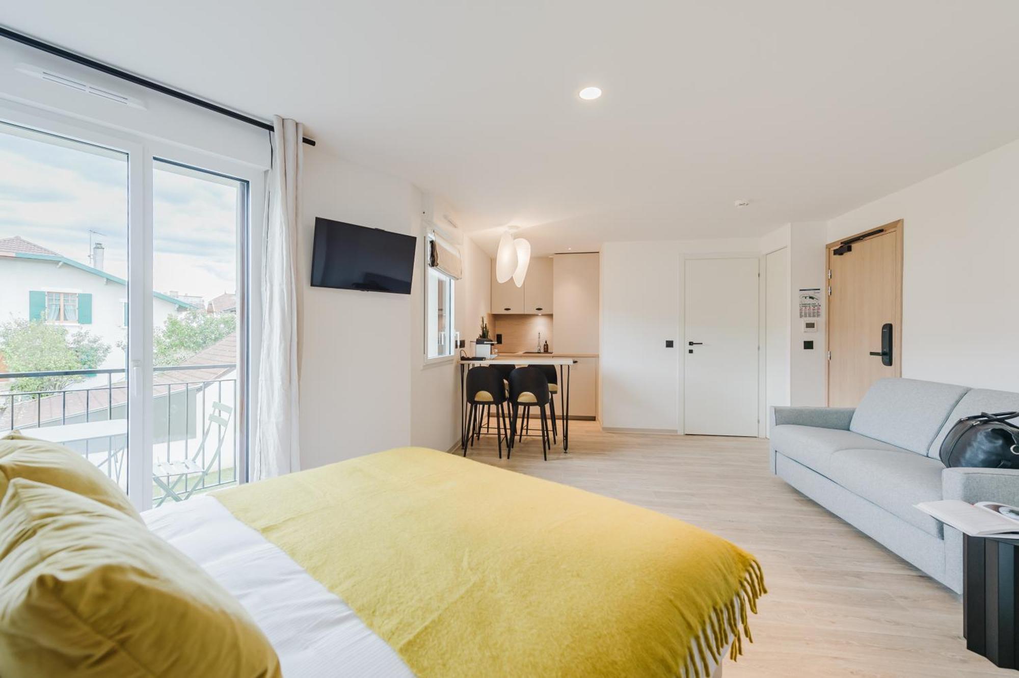 Appart Hotel Neostelia Annecy Zewnętrze zdjęcie