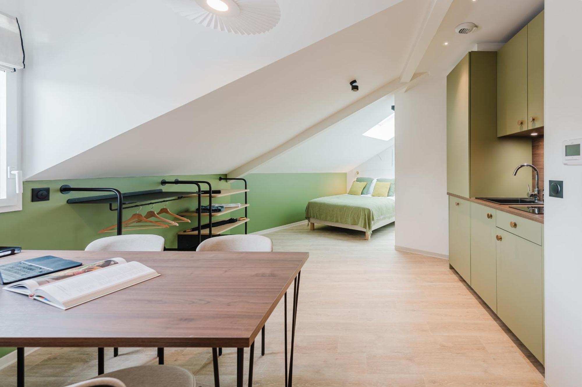 Appart Hotel Neostelia Annecy Zewnętrze zdjęcie